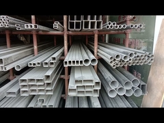 Barres carrées SS forgées laminées à chaud T304 Barres carrées creuses ASTM A554