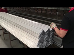 Structure du profil Bordure fendue Barre d'angle en acier inoxydable 50x50x6 304 316L